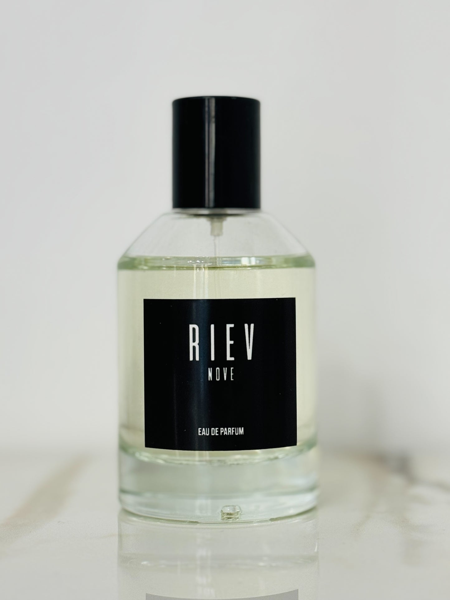 RIEV NOVE EAU DE PARFUM